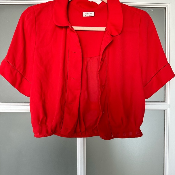 Cherry Red Aritzia Crop blouse - Picture 6 of 9